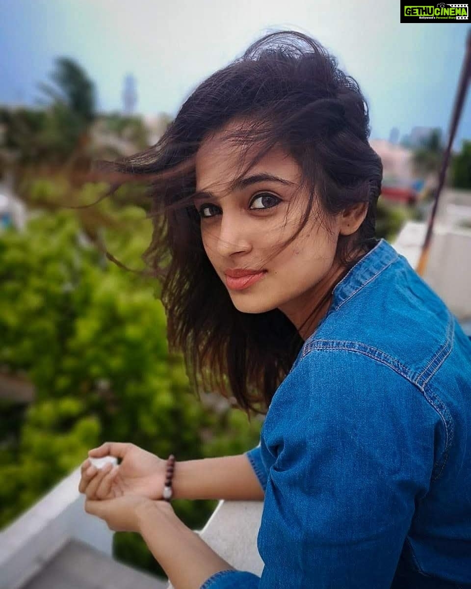 Ramya Pandian Instagram - Photography @parasu_pandian Edit courtesy @suren_studiomyth #quarantine #quarantineshoot #ramyapandian