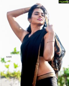 Ramya Pandian Instagram - Maalai mangum neram…

Photography @surenstudiomyth 

#ramyapandian