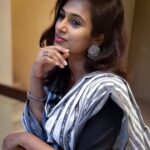 Ramya Pandian Instagram - 😋🙈 A kind of work from home 😋 #posing and #posting Pc @parasu_pandian
