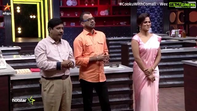 Ramya Pandian Instagram - 😂😂 Repost by @reposta.app_ ——— #CookWithComali #VijayTV #VijayTelevision