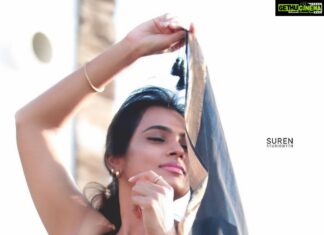Ramya Pandian Instagram - Simplicity is my kind of sophistication🖤 Photography @surenstudiomyth #ramyapandian
