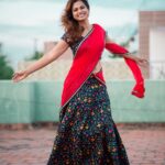 Ramya Pandian Instagram - #twirl #twirl #twirlaround 😀 Costumes @label_ts_official PC @pk_views @hindu_tamil #interview #photoshoot