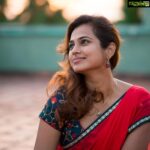 Ramya Pandian Instagram – “There are so many beautiful reasons to be happy”

#behappy 
Costumes @label_ts_official 
PC @pk_views

@hindu_tamil

#ramyapandian #interview #photoshoot