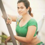 Ramya Pandian Instagram - Photography : @suren_studiomyth Block printed chanderi cotton saree from @adithiudayakumarofficial Simple blouse from @shiva_fashions_69 Accesories : @original_narayanapearls #ramyapandian #nomakeup #casual #photoshoot #silverjewelry #waistchain