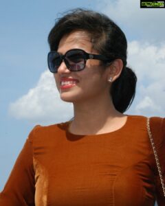 Ramya Pandian Instagram - When we have a professional photographer in the group we get good pics from the trip💃🏻 Costumes by my very own designer sister @sundari_designer 😘❤️ Phuket, Thailand
