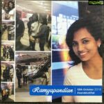 Ramya Pandian Instagram - Thank you so much for this surprise gift @ashwinramragu ☺️☺️ Photo collage on a canvas board... that’s awesome and the memories in it is priceless .. audience response after watchin #aandhevadhai in #escapecinemas ...thank you ☺️🙏🏻 Escape cinemas