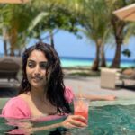 Reba Monica John Instagram – White sands treasuring beautiful seashells, stunning turquoise blue waters, the yummiest cocktails ever! 
Just three of the many reasons to fall in love with 

@parkhyattmaldiveshadahaa 💕
 
@pickyourtrail.in 

#beachbaby #maldives #hadahaaisland #breathtakingviews #cantgetenough #takemeback #unwraptheworld #whatawonderfulworld Park Hyatt Maldives Hadahaa