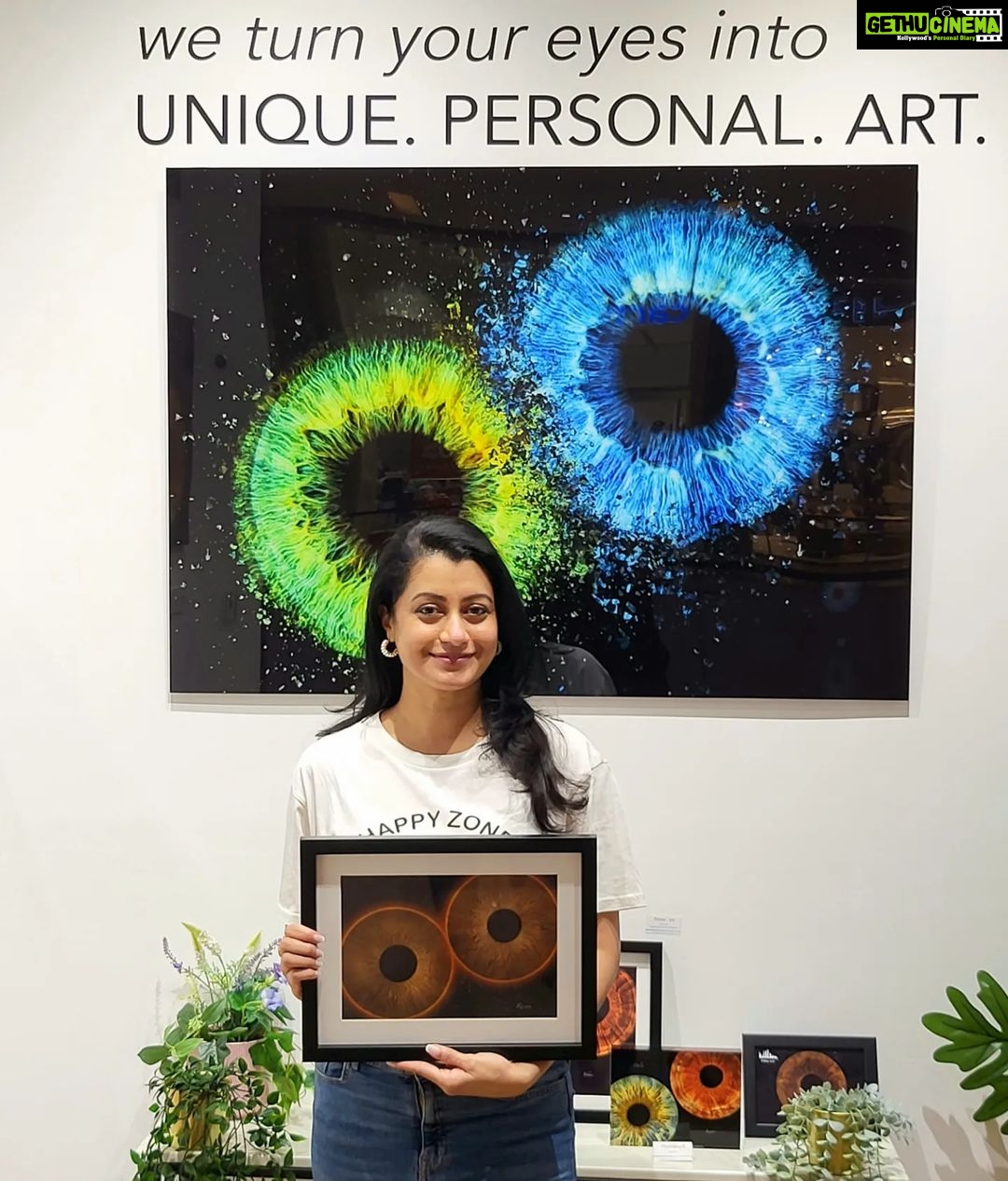 Reenu Mathews Instagram - Are you looking for a Unique personalised gift for your loved ones? Check out @eyemazy_dubai.marina at Dubai Marina mall. They take a picture of your eye & create a beautiful art piece. They are running special offers for Valentines day till February 15th. This is the perfect gift for any occasion & for families as well. Totally loved this innovative idea😍 . . #giftingideas #uniquegifts #personalisedgifts #eyemazydubaimarina #dubaiinfluencer #desiinfluencer #reenumathews Emirate of Dubai