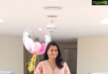 Reenu Mathews Instagram - Walking into the Birthday be like a 👸 Love this song & it calls for a reel 😍 . . #birthdayreels #reelswithreenu #reenumathews #birthdayfun #reeitfeelit #trendingreels Emirate of Dubai