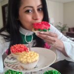 Reenu Mathews Instagram - Cupcakes Anyone? My Birthday celebration continues as my friend, who has turned into a Baker brought some yummy cupcakes. They look so pretty & tastes yummm too. Do check out @treats_by_dhish , if you want to order some yummilicious cakes. Thank you Dhishni for bringing these treats. And Happy Valentines Day in advance Fam❤ . . #yummycakes #yummycupcakes #birthdaytreats #instacakes #dubailifestyleblog #reenumathews Emirate of Dubai