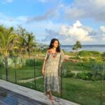 Reenu Mathews Instagram – Weekend vibes💙
.
.
#mauritius 
#visitmauritius 
#anantaramauritius 
#tropicalvibes 
#chillvibes
#travelgram 
#travelhotelsmiles 
#travelaroundtheworld 
#lifestyleblog 
#zarawoman 
#reenumathews Anantara Iko Mauritius Resort & Villas