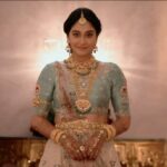 Regina Cassandra Instagram - #muharatathome with #kalyanjewellers ✨ #kalyanbridallook @kalyanjewellers_official