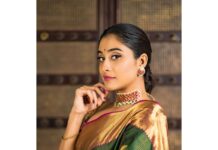Regina Cassandra Instagram - 🙏🏼☺️ ennama kannu sowkiyama? Saree - @sailesh_singhania Blouse - @archana.karthick Jewelry - @theamethyststore Makeup - @makeup_by_poornima Hair - @hairologyby_chinna Photography - @the_pixel_farmer Styled by Divya and Navya - @designbyblueprint & @blueprint_by_navya_divya