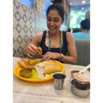 Regina Cassandra Instagram – Anna oru sada dosai, 
enney kammi please. 😁