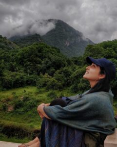 Regina Cassandra Instagram - When YOU choose to change, grow up and move on, someone or something will come into your life to help you. Although the first step to change is the most difficult.. it’s also a time when you understand yourself the most - what needs changing and what doesn’t. 😋 think the #anaimalais brought out some deep rooted philosophical side? 😂🤷🏻‍♀️ Pic courtesy : @kalingarayar 
#pollachi #anamalaitigerreserve #anamalaihills #beautifulcountryside #nature #whereistheelephant #indiangaur #bison
