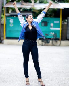 Regina Cassandra Instagram - Because life IS beautiful, through the tears, the smiles and all that jazz. 
THE SHOW MUST GO ON! 
Jacket - @NarendraKumarAhmed
Makeup - @Jenifer_Antonio
Photography - @Kiransaphotography
Styling - @DivyaNiranjan_ & @NavyaNiranjan_NN