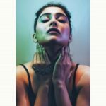 Regina Cassandra Instagram – It’s either black or white.. this or that…. #Repost @swapnilextkumar
・・・
Sides of me that shine, sides of me that hide. Sides of me that are outside the inside, sides of me that rarely coincide. 
@reginaacassandraa

#lilgreenmandesigns 
#humanedge #jj_allportraits #lensofourlives #bravogreatphoto #lostfog #endlessfaces #kdphotostudio #kdpeoplegallery #portraitvision #earth_portraits #vscomag #instagramskilla #f_diamondgirl #pursuitofportraits #ig_respect #featurecollective #bleachmyfilm #artsofvisuals #majestic_people #ig_color #ftmedd #discoverportrait #AGameofTones #ig_muse #retouchingacademy #gramkillas #huntingportraits
