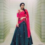 Regina Cassandra Instagram - Paavadai daavani..Langa voni.. ghagra choli.. The Half Sari! Styled by : @anupellakuruofficial #indianwedding #saristyle