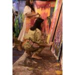 Regina Cassandra Instagram - If Art is healing, the artist is the healer. #hopekosmos , an #Artproject by artist @manohar_chiluveru aims at using art as a medium to heal, bring people together and promote hope. @lakshmi.nambiar thank you for shedding light (and colour) on this initiative through @shrishti.art . My happy face says it allll… 🤍 @alapatideepti thank youuu for making this happen in the nick of time. 💗