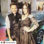 Regina Cassandra Instagram - Slayin it with @sidneysladen at the #bridalfashionshow as the vicious bride! #Repost @sidneysladen with @repostapp ・・・ #reginacassandra #insidneysladen #sidneysladenbridal #sidneysladenshowstopper #sidneysladenfilmistan @reginaacassandra❤