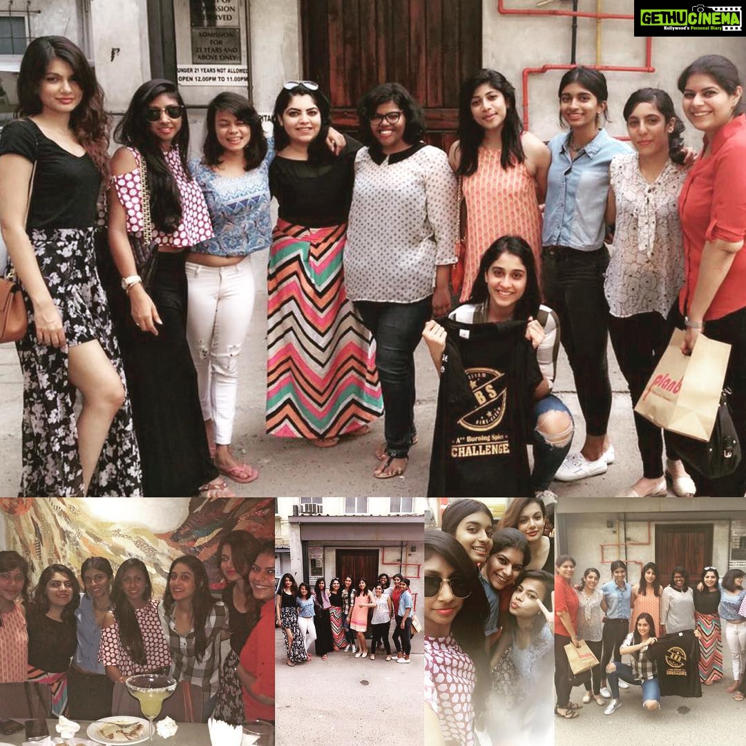 Regina Cassandra Instagram - #toocoolforschool 😁 when u meet the girls after ages and u realise "NOTHIN HAS CHANGED!" #memories #sistasbeforemistas😂🙈 #schoollove #ladyandal2008 @theglow.edit @rowdyrani @snehawadhwa25 @nannypants90 @nicci0929 @alizachariah @safwamee @samiasait 2021 revisit- Think we can do this again minus the ass burning sauce challenge tho… 😆