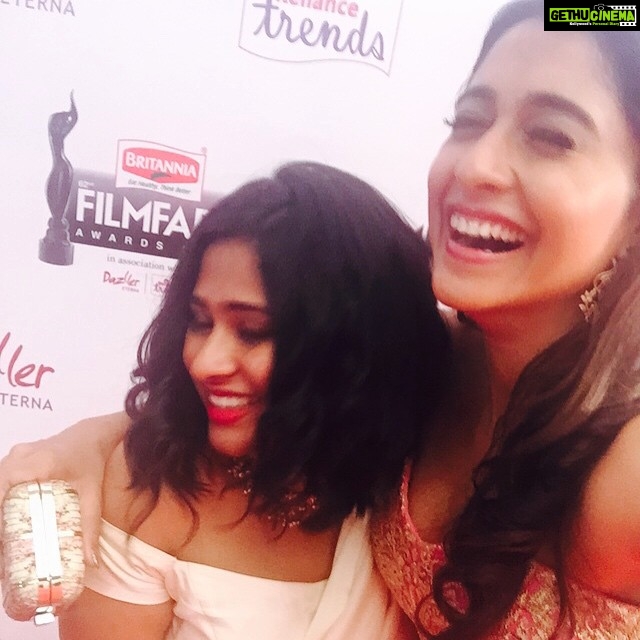 Regina Cassandra Instagram - Goofy moments! Basically being ourselves what say@indpat ? 😝 #funatfilmfare #madgirls #nofilter #whatssofunny #smilesaway @filmfare