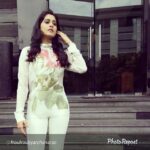Regina Cassandra Instagram - All posy in the botanical posy shirt by @froufroubyarchanarao and styled by my ever so wonderful @indpat... All for the promotion of #Pillanuvvulenijeevitham. Seen soon on ATM with Ali!! 😁🎥🎬🎭