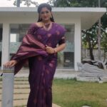 Rekha Krishnappa Instagram - Carnival to the eyes. This new trendy saree gives you a vibe. I felt it. Browse into the page for more beautiful sarees and varities of new trendy desinges @ishvari.womens.world Thank you dear for making me beautiful and elegant.. . . . sareecollections #sareedraping #sareestyle #sareelove #sareeindia #sareeonlineshopping #sareefashion #sareeaddict #sareelover Chennai, India