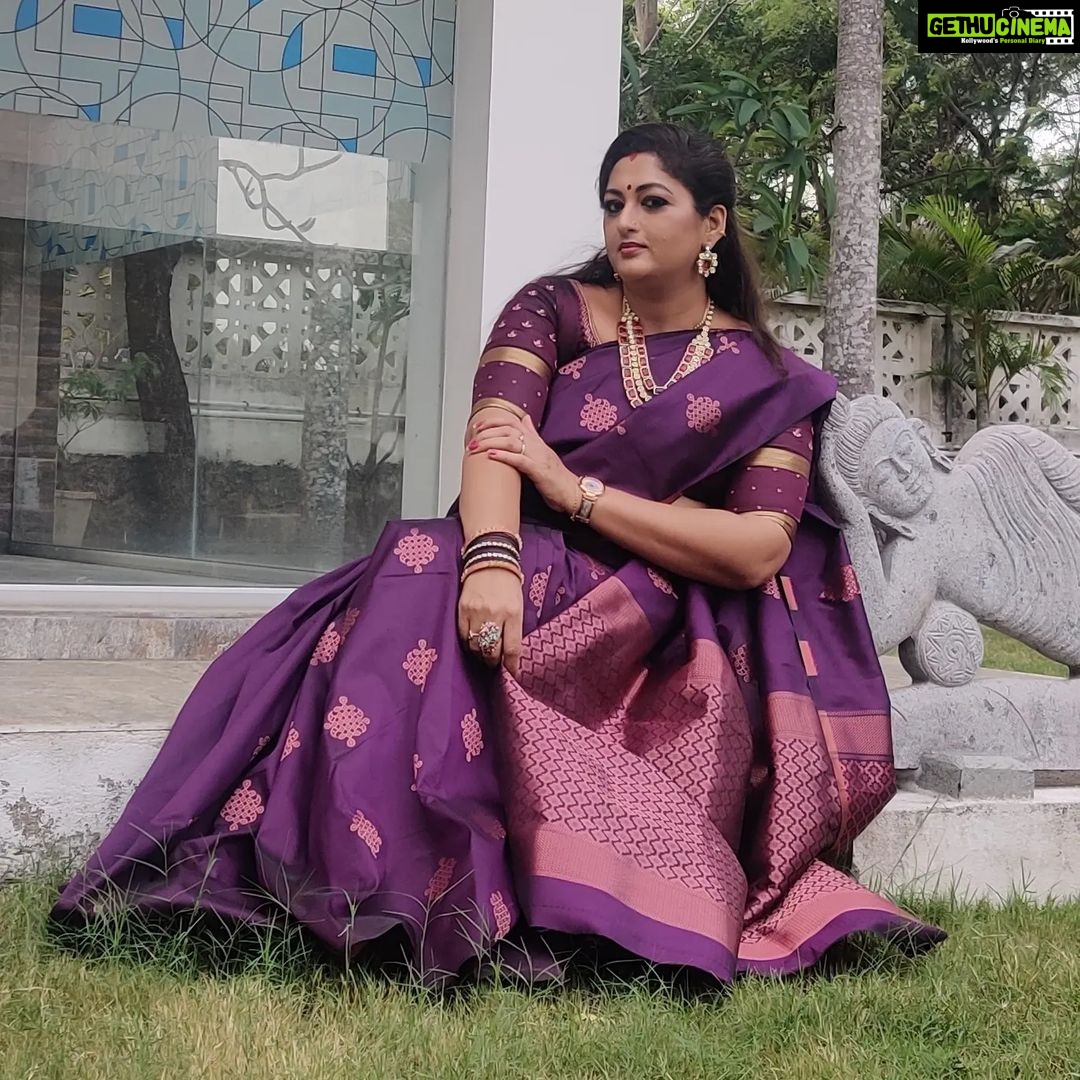 Rekha Krishnappa Instagram - Carnival to the eyes. This new trendy saree gives you a vibe. I felt it. Browse into the page for more beautiful sarees and varities of new trendy desinges @ishvari.womens.world Thank you dear for making me beautiful and elegant.. . . . sareecollections #sareedraping #sareestyle #sareelove #sareeindia #sareeonlineshopping #sareefashion #sareeaddict #sareelover Chennai, India