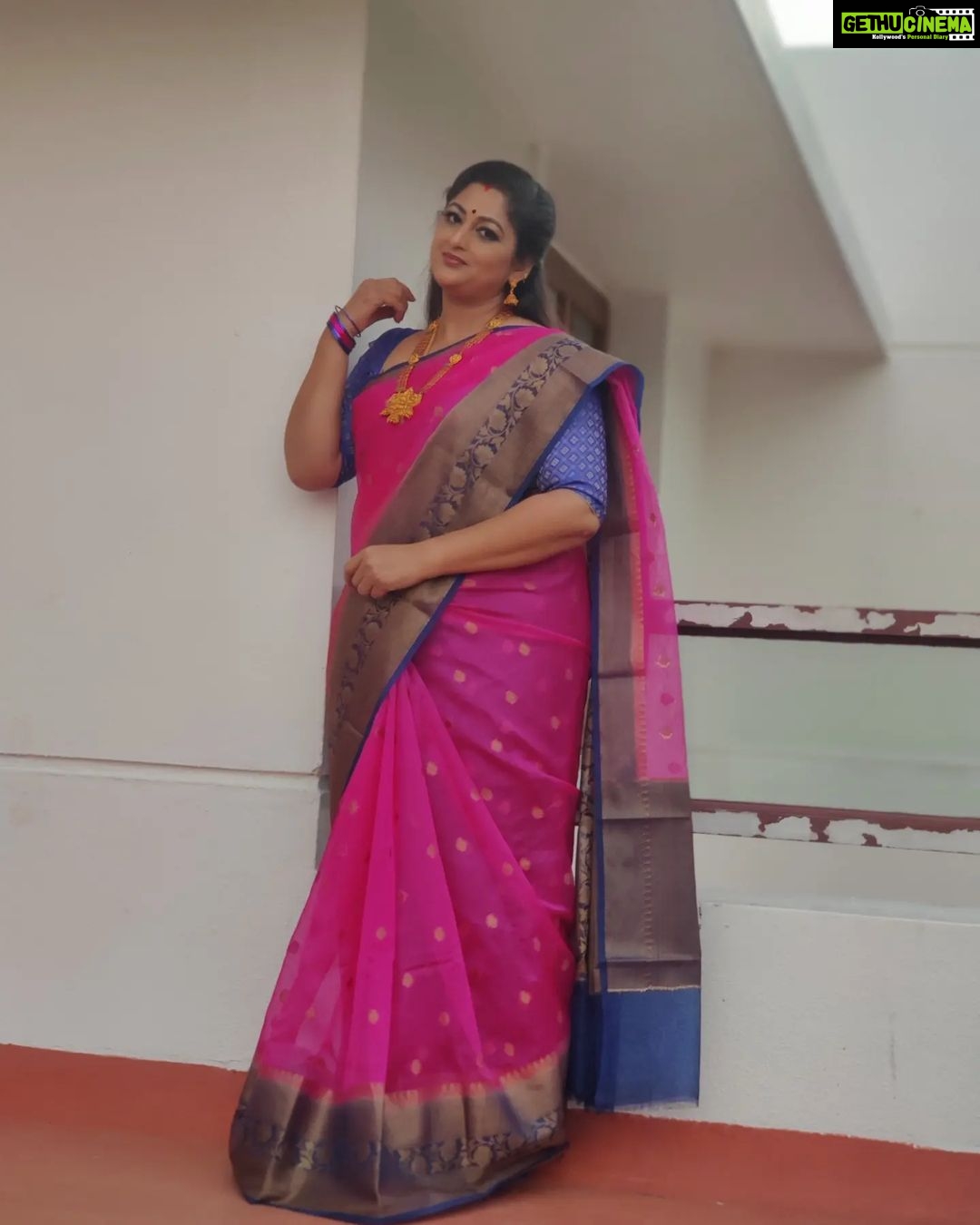 Rekha Krishnappa Instagram - Thank you so much for this beautiful saree @sri_arun_silks Beautiful combination of colours.. browse into the page for more details and shop online anywhere in India.. . . . sareecollections #sareedraping #sareestyle #sareelove #sareeindia #sareeonlineshopping #sareefashion #sareeaddict #sareelover Chennai, India