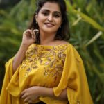 Remya Nambeesan Instagram – Styling @divyaaunnikrishnan
Outfit @damanz.designs
Muah @jo_makeup_artist 
Photographer @abi.pk.98
Dop @sunil_michle @yourstorywedding_ 
Cuts @akshaymani__
Location @fourpointskochi #instagood #instafam #yellow #insta