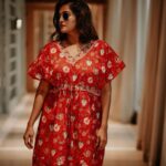 Remya Nambeesan Instagram - Styling @divyaaunnikrishnan Outfit @charkhaangarkhaa Muah @jo_makeup_artist Photographer @abi.pk.98 #diwali #staysafe ❤️ Four Points by Sheraton Kochi Infopark