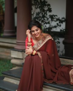 Remya Nambeesan Instagram - Styling n design @divyaaunnikrishnan  MUAH @jo_makeup_artist 📷: @pranavraaaj  Wearing: @minka_by_naufiahabeeb  Jhumkas @bcos_its_silver 😍 #sareelove #instagood #insta #instapic