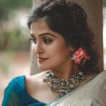 Remya Nambeesan Instagram - Uthradam 😍!! Wearing @damanz.designs Styling @divyaaunnikrishnan jewellery @bcos_its_silver MUAH @jo_makeup_artist 📷 @pranavraaaj #uthraadam❤️ #onam #instagram