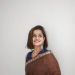 Remya Nambeesan Instagram - Wearing this beautiful saree @zariculture !! Earrings @yoursethnically 📷 @pranavraaaj !! #onyourown #life
