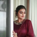 Remya Nambeesan Instagram – Wearing @prakrithi_by_ramya  Jewellery @aarvee.chennai  Styling @divyaaunnikrishnan  MUAH @jo_makeup_artist 📷 @pranavraaaj