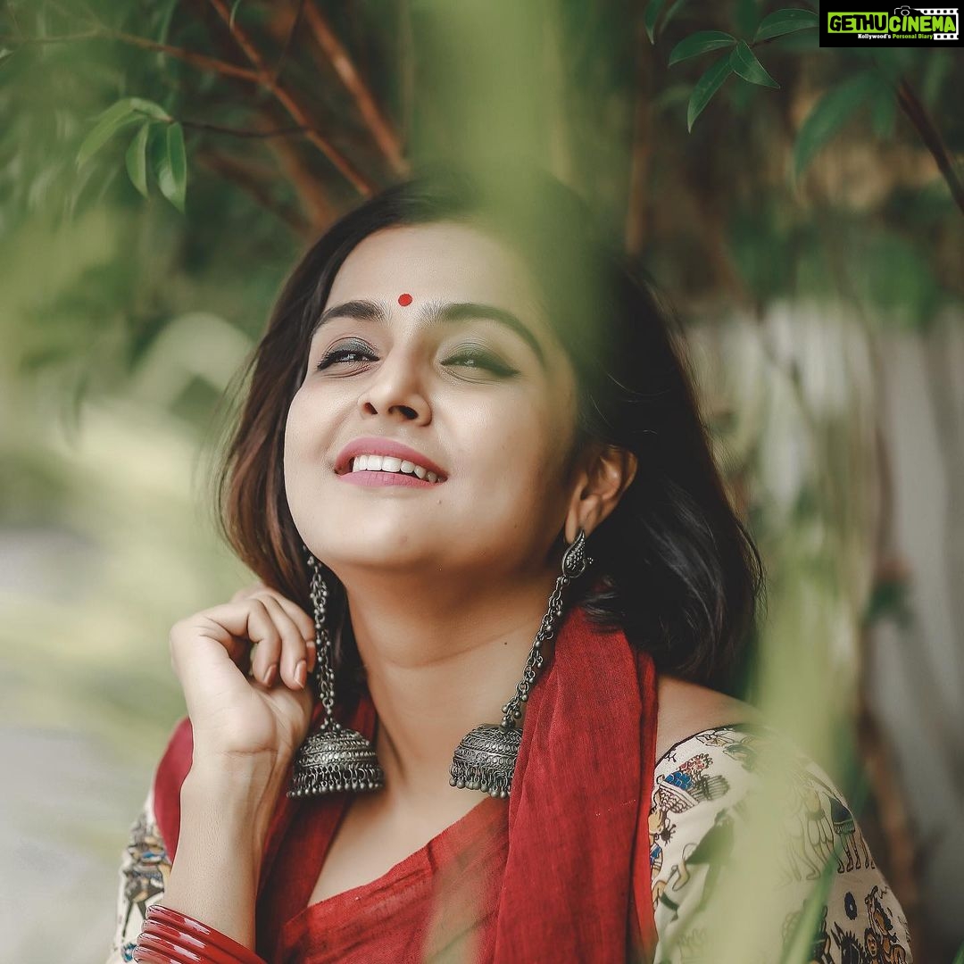 Remya Nambeesan - 48.9K Likes - Most Liked Instagram Photos