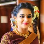 Remya Nambeesan Instagram - #majorthrowback 😍😍