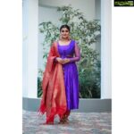Remya Nambeesan Instagram - Wearing @divyaaunnikrishnan couture!! Way to go my girl!! I can’t wait to flaunt gorgeous outfits from your collection!! Love you my sister!! MUAH : @vikramanvijitha PC : @pranavraaaj Jewellery: @a.r.t_store #sisterhood #talent #artist