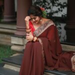 Remya Nambeesan Instagram - Styling n design @divyaaunnikrishnan MUAH @jo_makeup_artist 📷: @pranavraaaj Wearing: @minka_by_naufiahabeeb Jhumkas @bcos_its_silver 😍 #sareelove #instagood #insta #instapic