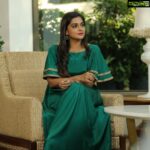 Remya Nambeesan Instagram - Wearing @anjushankarofficial MUA @monish_mathai_makeup_artist_ styling @divyaaunnikrishnan #sunsinger @manistills