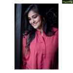 Remya Nambeesan Instagram – @poorts_20 @dithi.studio @kiransaphotography  #happiness #shootlife