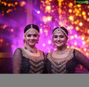 Remya Nambeesan Instagram - US ❤️#AMdairies #vanithafilmawards2019 #alwaysfuntogether #dance #girlgoals #insta #instagram #instastyle  @sabarinathnath @renjurenjimar @pranavraaaj @sudhiar991 @bhavanaofficial @mrsjune6