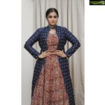 Remya Nambeesan Instagram – Wearing @sabarinathnath @renjurenjimar @sudhiar991 @pranavraaaj @mayoora_by_archana  #insta #instagram #instalifestyle #style