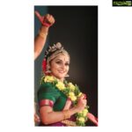 Remya Nambeesan Instagram - Art liberates when you are true to yourself ❤️🥰 #dance #dancelife #bharatanatyam #insta #instagram #instalike #instalifestyle pic by @pranavraaaj ❤️😎