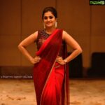 Remya Nambeesan Instagram - Wearing @fatiz_bridal_emporio makeup n hair @sherinsunu ear piece @pureallure.in !! Pic courtesy @thammyraman Shangri-La Bengaluru
