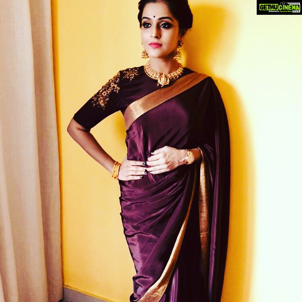 Remya Nambeesan Instagram - Wearing Naira# Naira boutique!! Hair n make up by @sajithandsujith pic courtesy @sayanoraphilip 😘😘