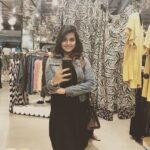 Remya Nambeesan Instagram - Can’t jus get over you Mirror n dresses!! #dress #mirrorselfie