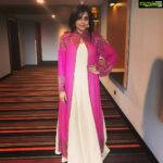 Remya Nambeesan Instagram - Styled by @dipthi3 !! Wearing @naushinkiran !! #natpunaennanutheriyuma Launch in Malaysia 😍