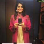 Remya Nambeesan Instagram - Styled by @dipthi3 !! Wearing @naushinkiran !! #natpunaennanutheriyuma Launch in Malaysia 😍